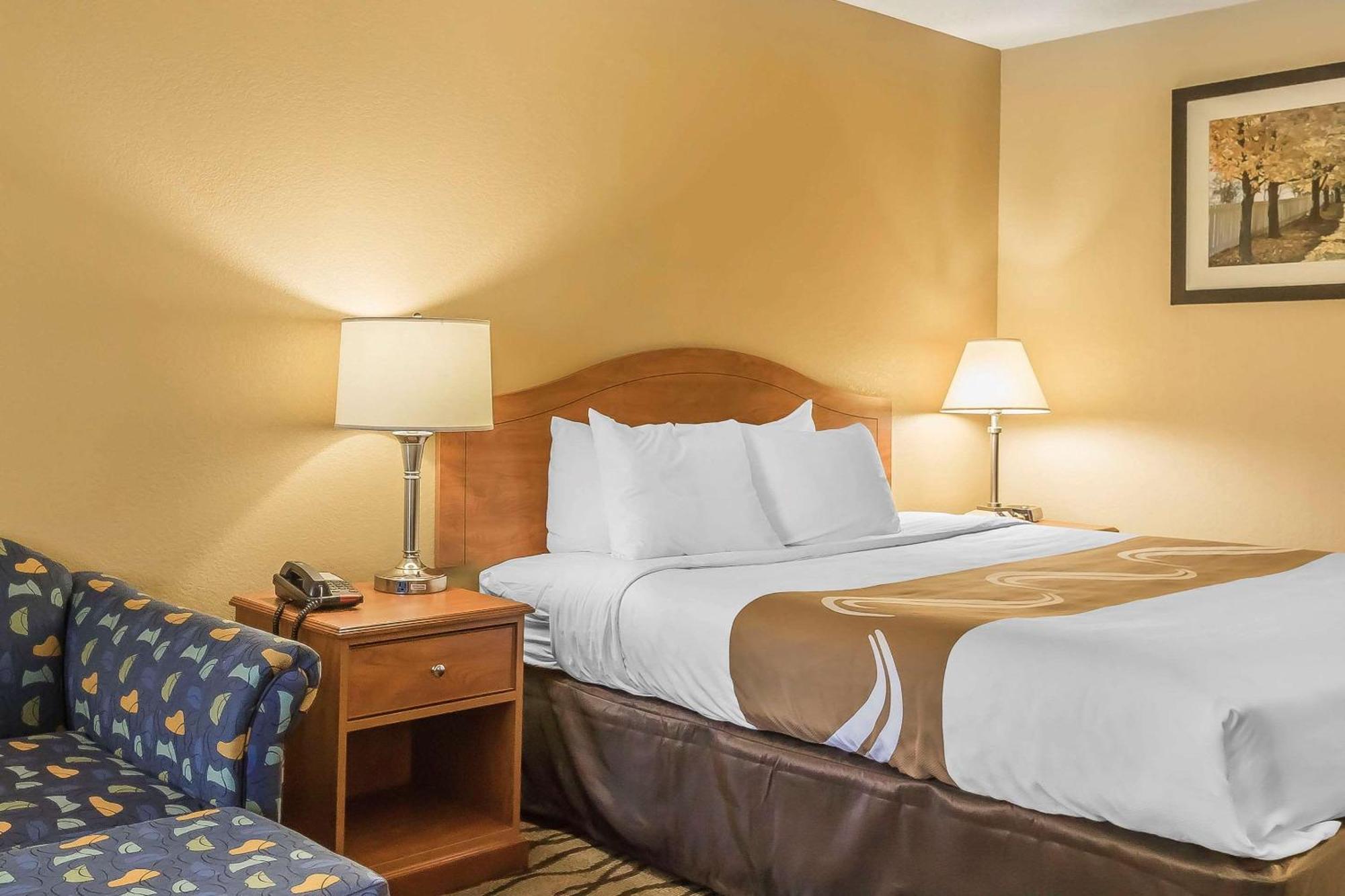 Quality Inn Charleston - Sikeston Екстер'єр фото
