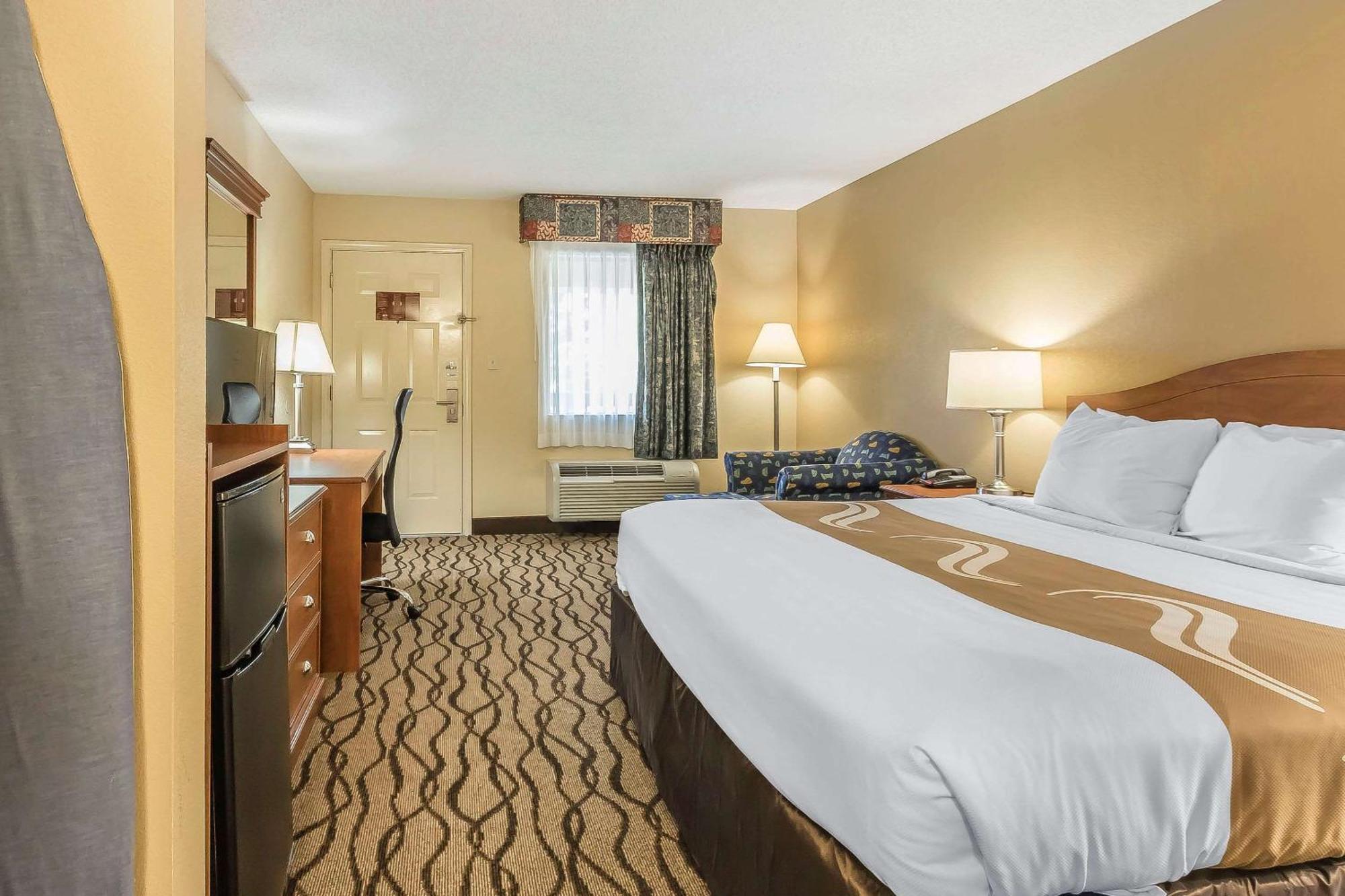 Quality Inn Charleston - Sikeston Екстер'єр фото