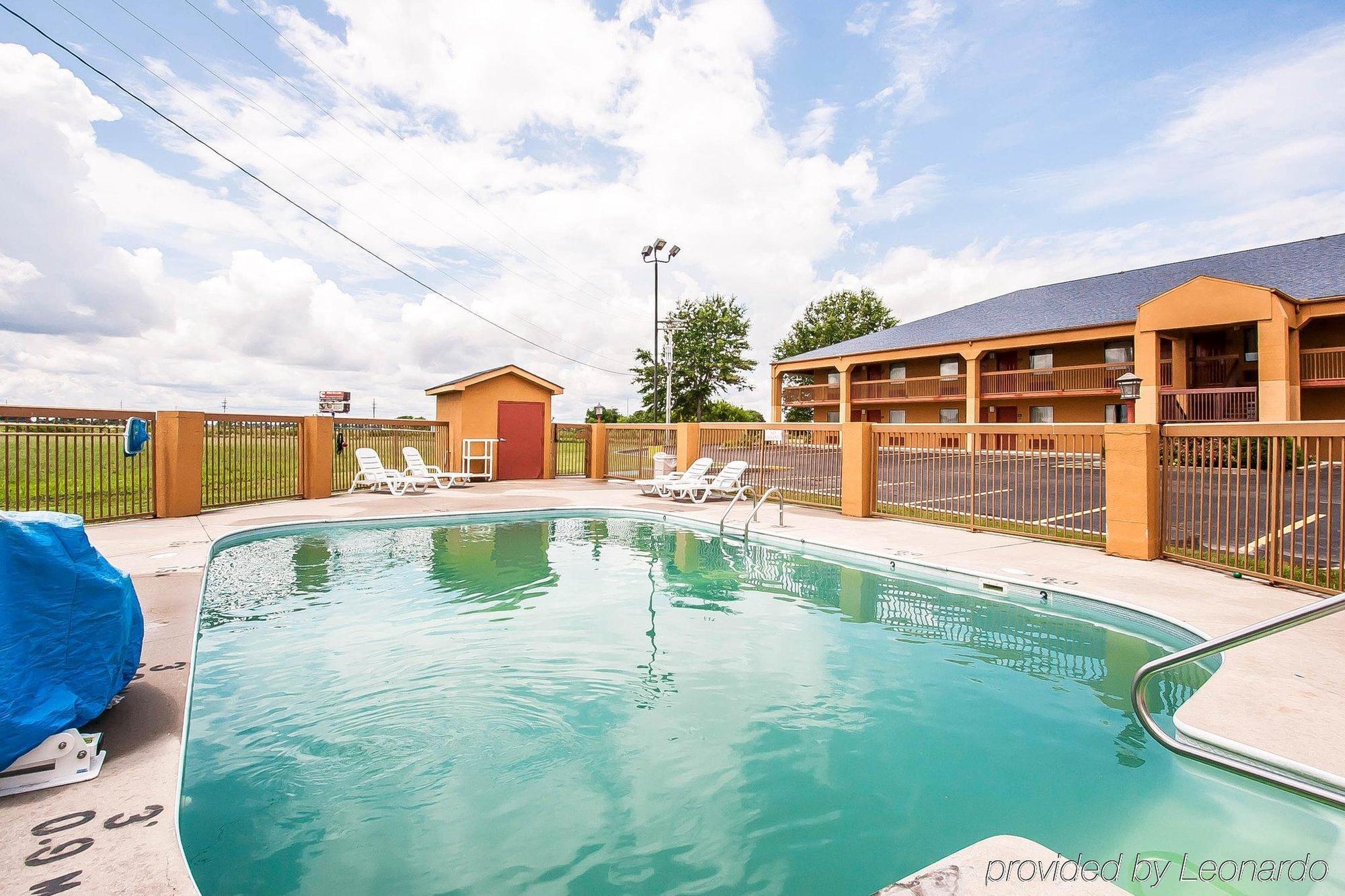Quality Inn Charleston - Sikeston Екстер'єр фото